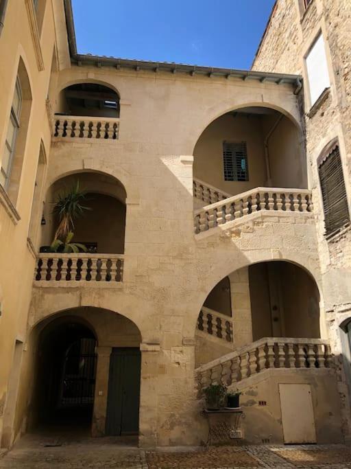 Appartement P2 De Charme - Centre-Ville Nimes Bagian luar foto
