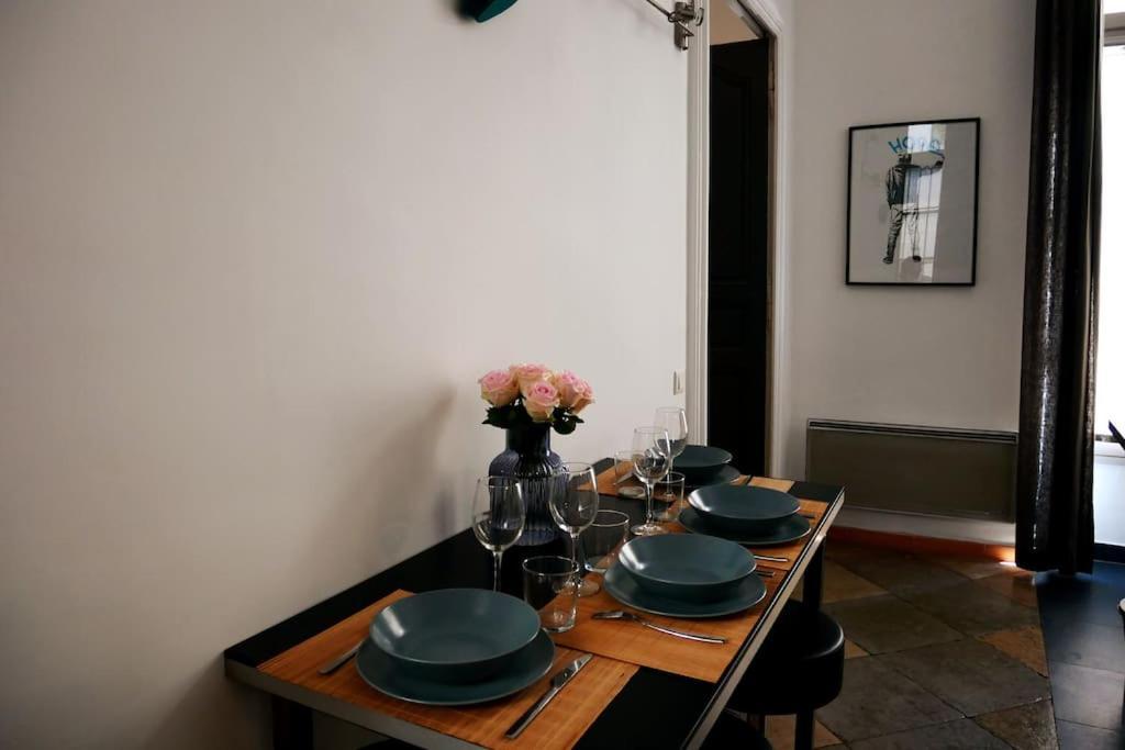 Appartement P2 De Charme - Centre-Ville Nimes Bagian luar foto